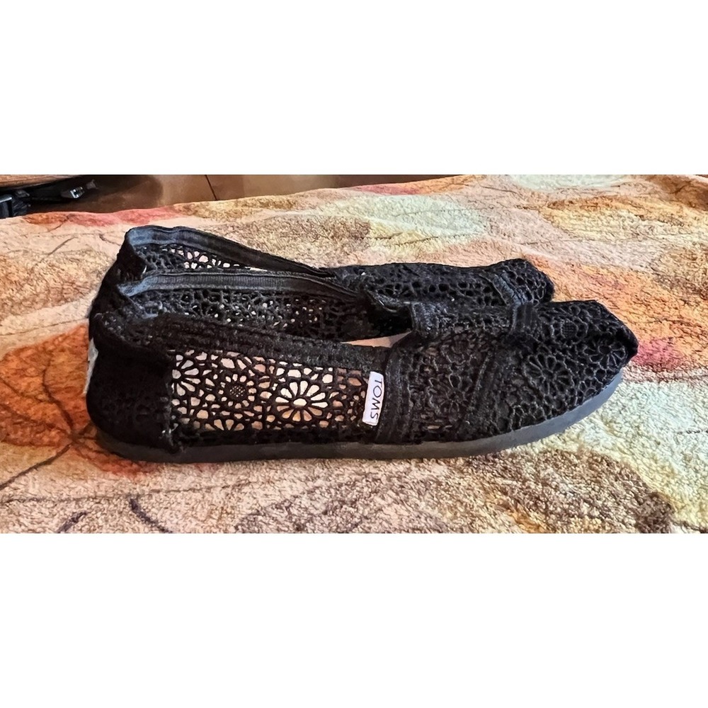 TOMS Alpargata Moroccan Crochet Floral Lace Shoes - Size Womens 6 - Black